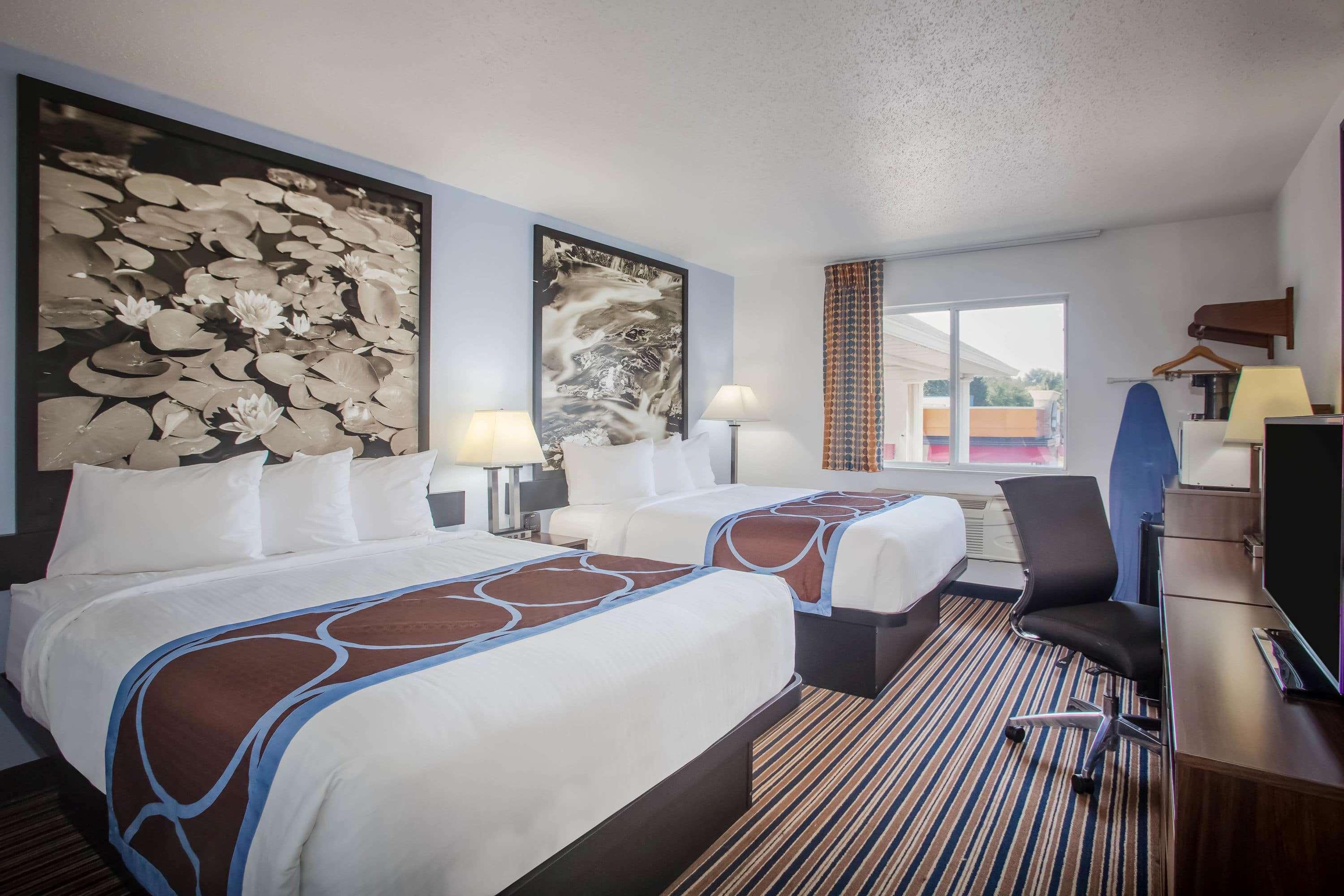 Hotel Super 8 By Wyndham Washington Esterno foto